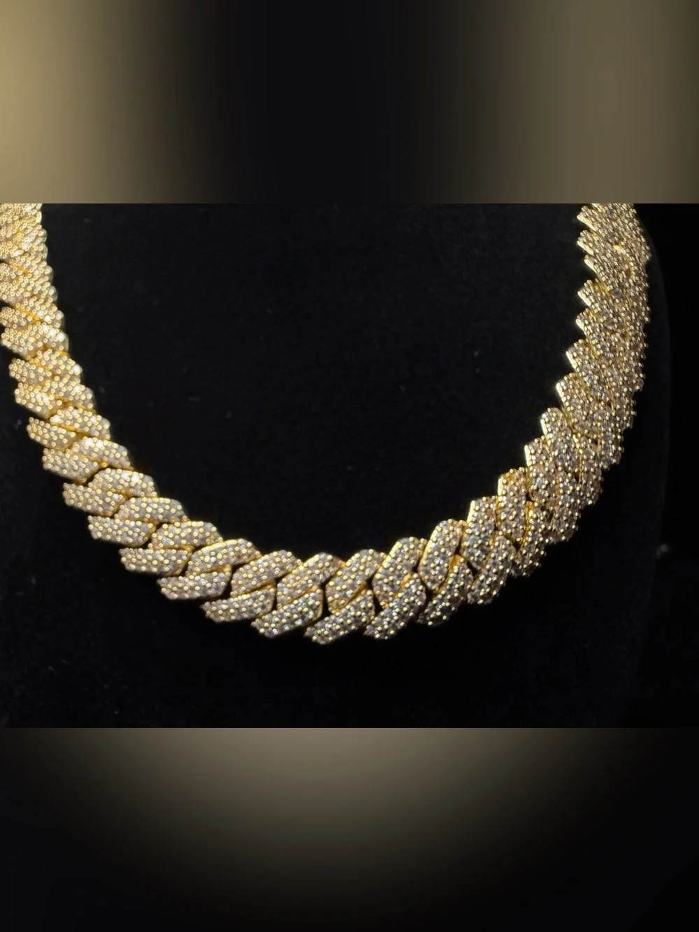 14K Stamped Gold Finish AAA CZ Iced Out Cuban Link 21in 12MM Chain Lock Box